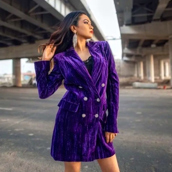 Zara Dresses & Skirts - NWT Zara Crushed Velvet Tuxedo Dress